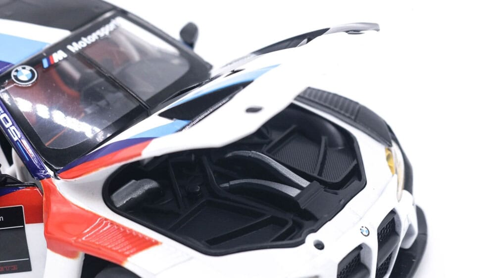 BMW M4 GT3 em Escala 1:24 BMW M4 GT3 em Escala 1:24 Guzer Racing 