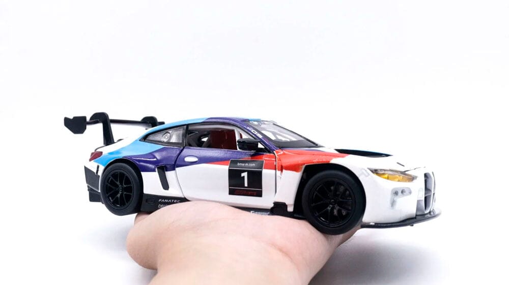 BMW M4 GT3 em Escala 1:24 BMW M4 GT3 em Escala 1:24 Guzer Racing 
