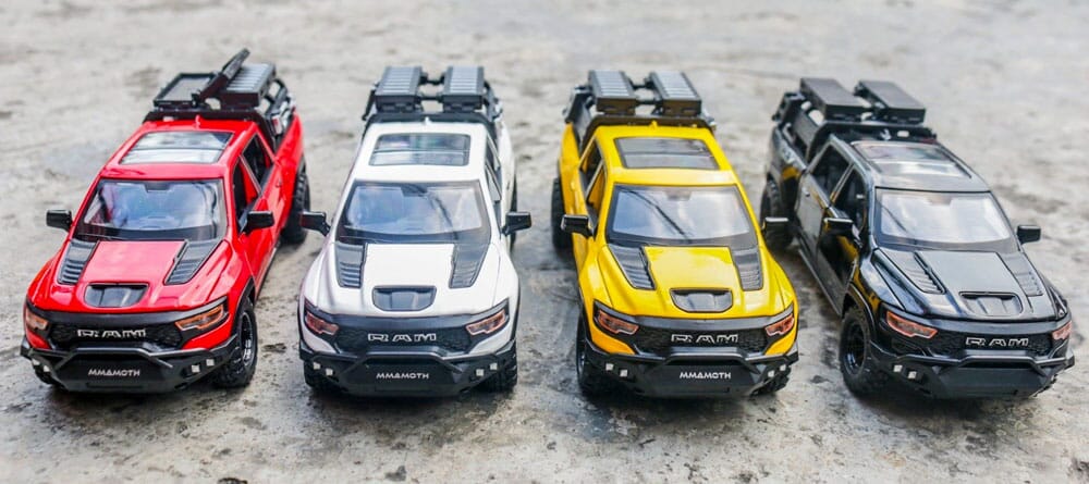 Dodge RAM 1000 TRX em Escala 1:32 Dodge RAM 1000 TRX em Escala 1:32 Guzer Racing 