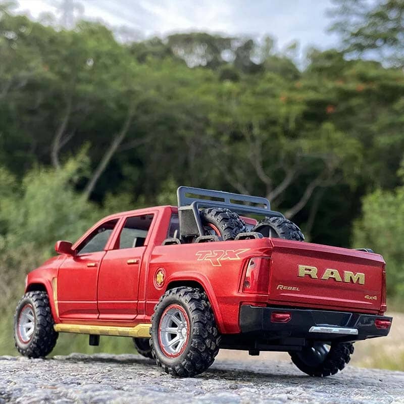 Dodge RAM em Escala 1:32 Dodge RAM em Escala 1:32 Guzer Racing 