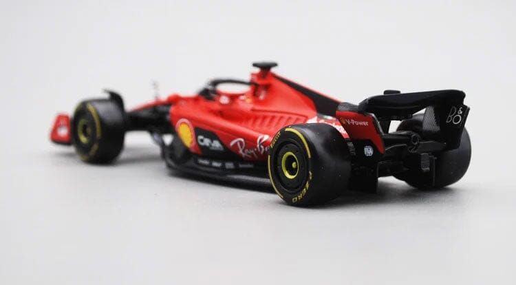 Ferrari F1 Modelo SF23 Ano 2023 Ferrari F1 Modelo SF23 Ano 2023 (Escala 1:43) Guzer Racing 