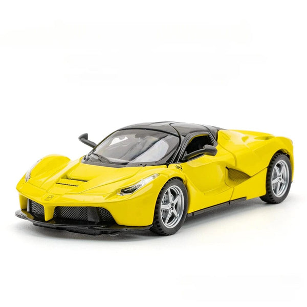 Ferrari LaFerrari (Escala 1:32) Ferrari LaFerrari (Escala 1:32) Guzer Racing Amarelo 