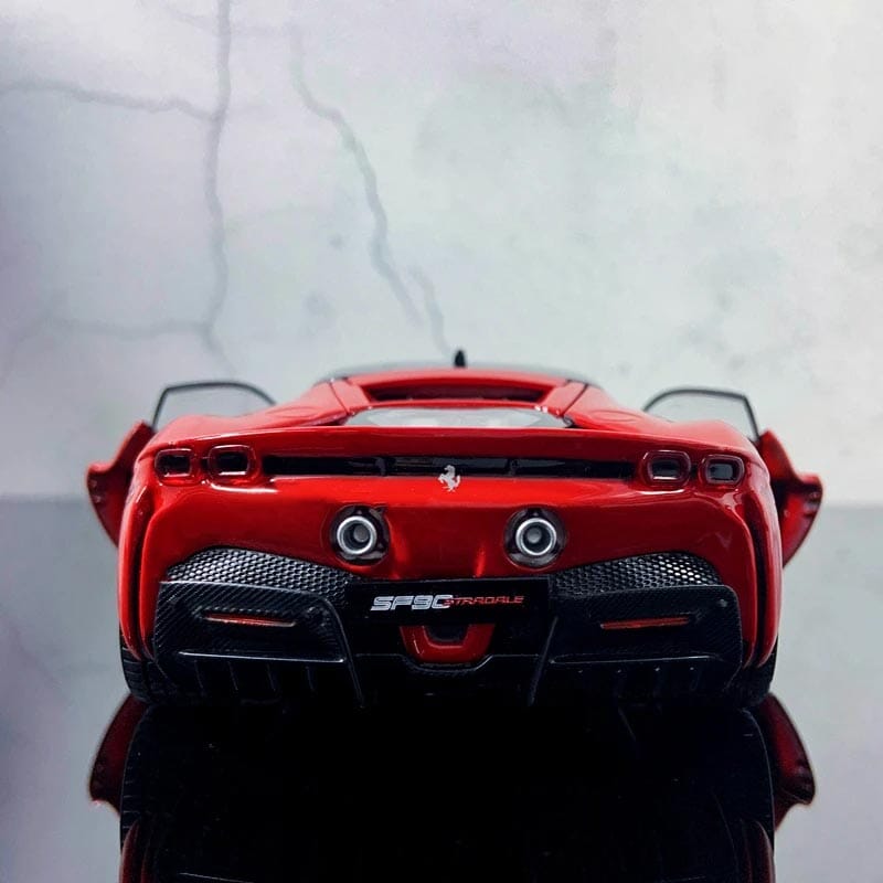 Ferrari SF90 Stradale (Escala 1:24) Ferrari SF90 Stradale (Escala 1:24) Guzer Racing 