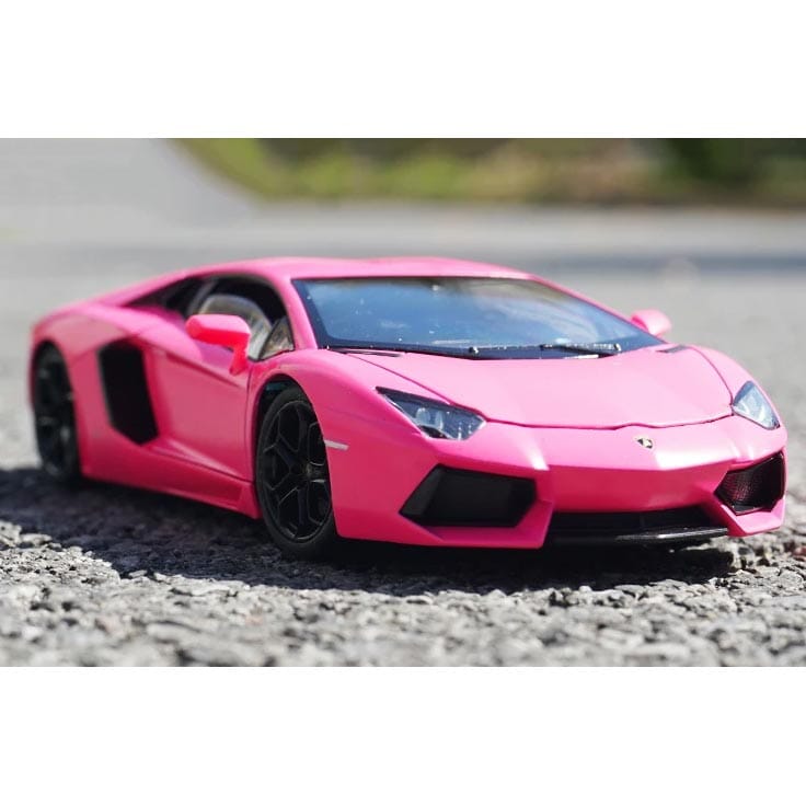 Lamborghini Aventador LP700-4 Lamborghini Aventador LP700-4 1:24 Guzer Racing 