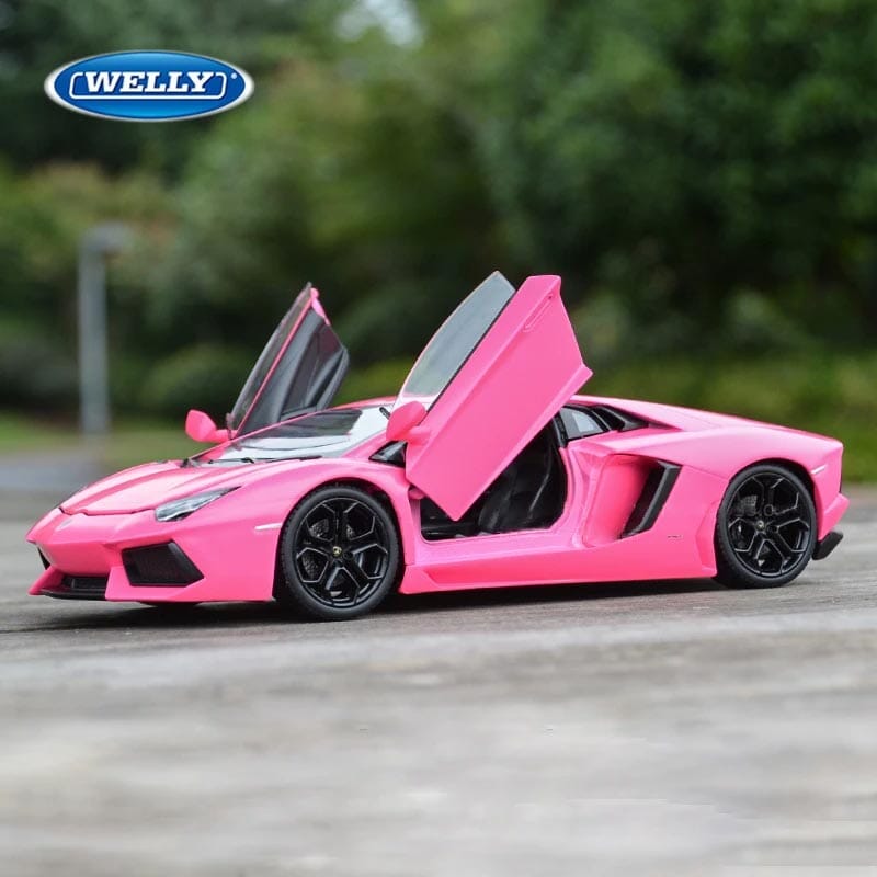 Lamborghini Aventador LP700-4 Lamborghini Aventador LP700-4 1:24 Guzer Racing Rosa 