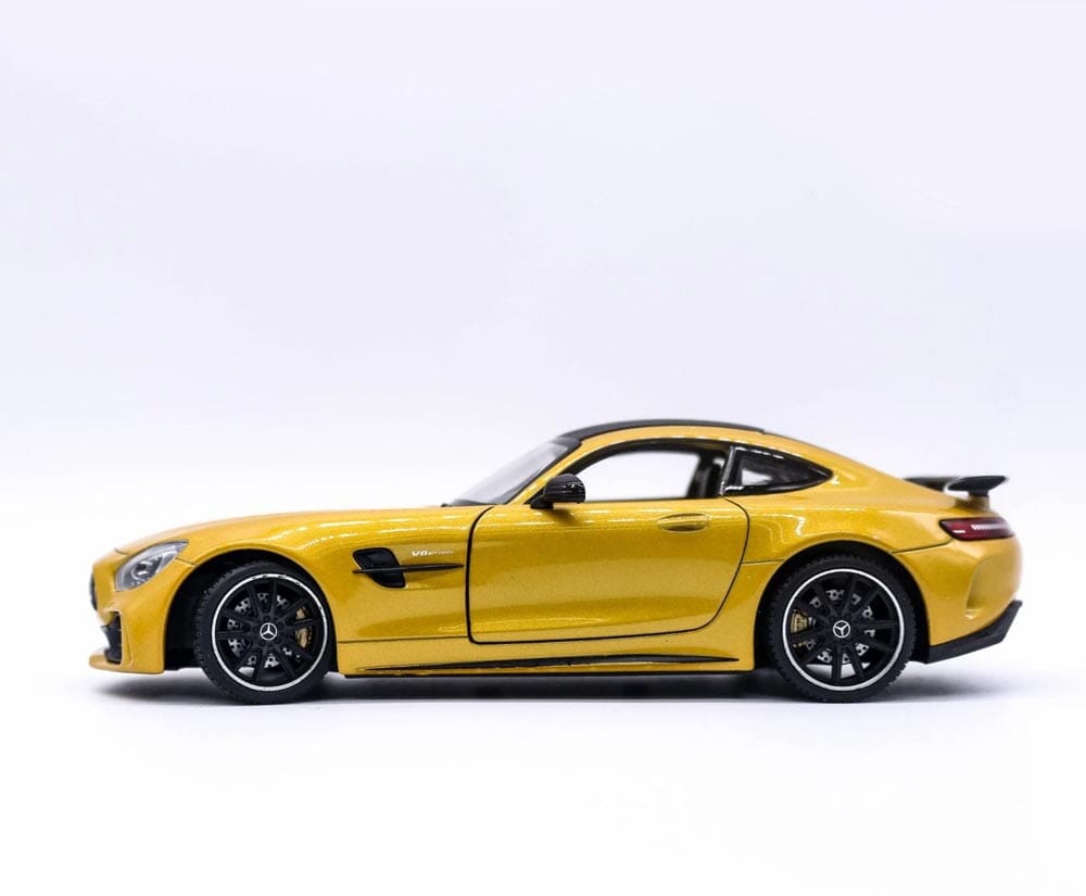 Mercedes AMG GT R Mercedes AMG GT R em Escala 1:24 Guzer Racing 