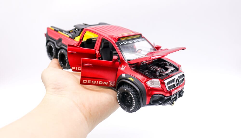 Mercedes X-Class Custom 6x6 em Escala 1:28 Mercedes X-Class Custom 6x6 em Escala 1:24 Guzer Racing 