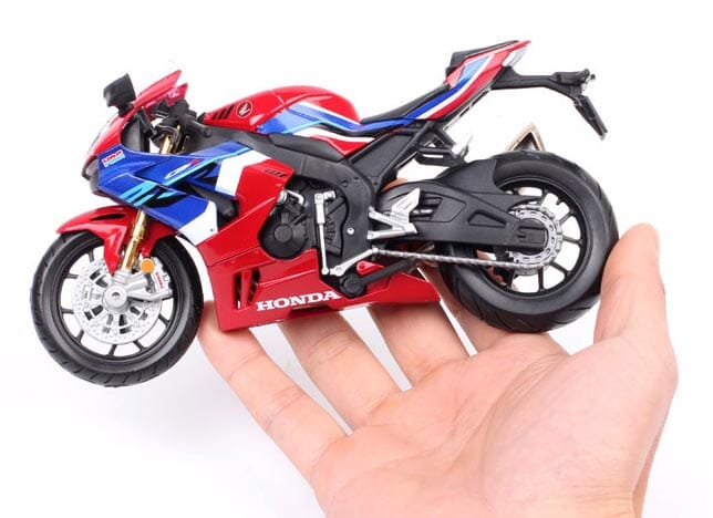 Miniatura de Moto Honda CBR 1000RR Miniatura de Moto Honda CBR 1000RR (Escala 1:12) Guzer Racing 