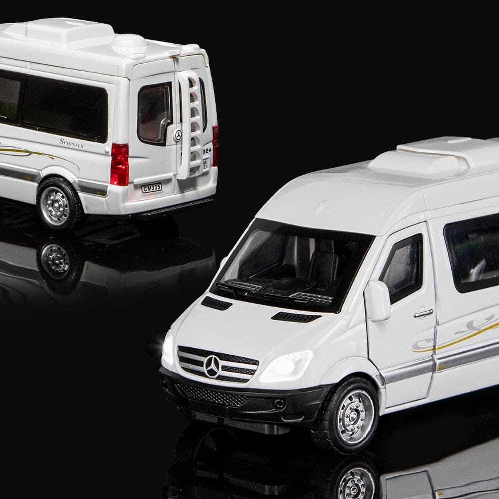 Miniatura de Van em Metal com Som, Luz e Fricção Miniatura de Van em Metal com Som, Luz e Fricção Guzer Racing 