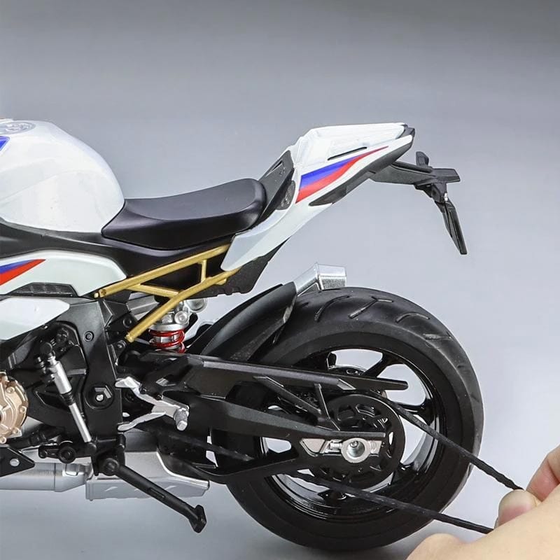 Miniatura Gigante de Moto BMW S1000RR em Metal Miniatura Gigante de Moto BMW S1000RR em Metal Guzer Racing 
