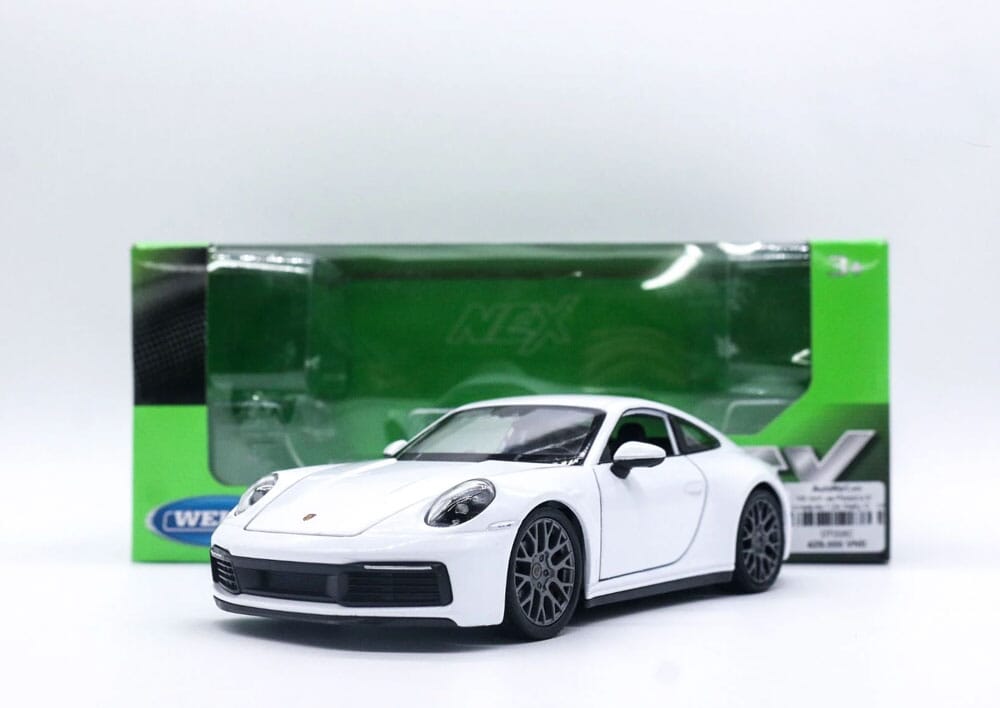 Porsche 911 Carrera 4S em Escala 1:24 Porsche 911 Carrera 4S em Escala 1:24 Guzer Racing 