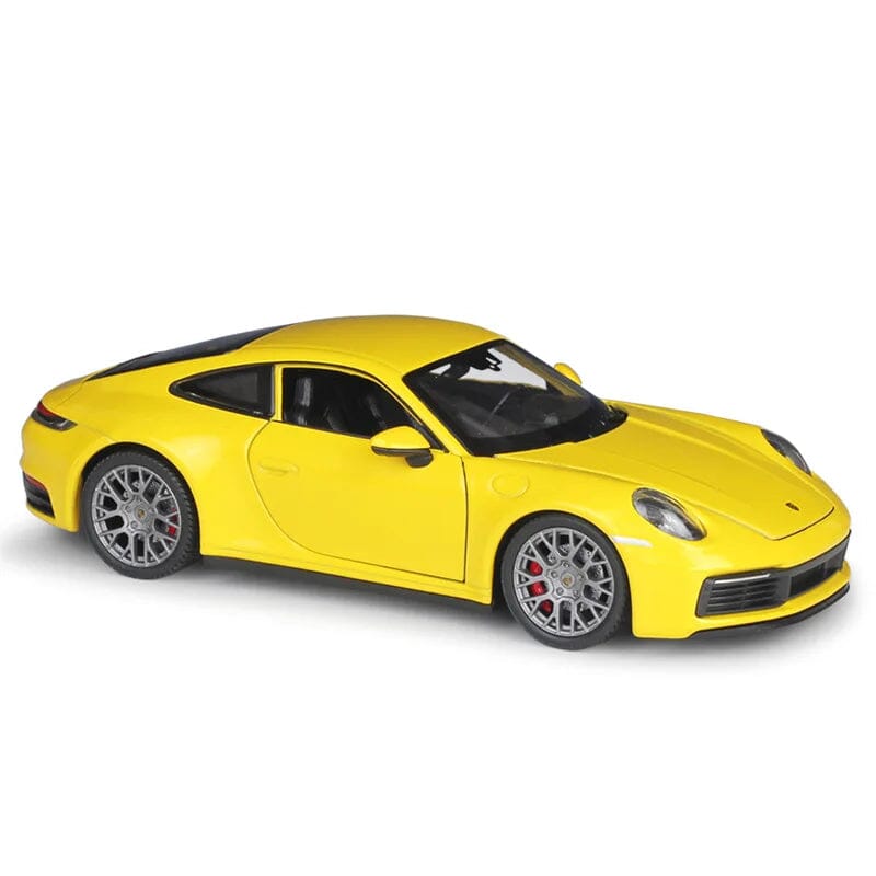 Porsche 911 Carrera 4S em Escala 1:24 Porsche 911 Carrera 4S em Escala 1:24 Guzer Racing Amarelo 