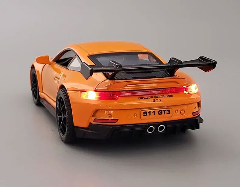 Porsche 911 GT3 (Escala 1:32) Porsche 911 GT3 (Escala 1:32) Guzer Racing 