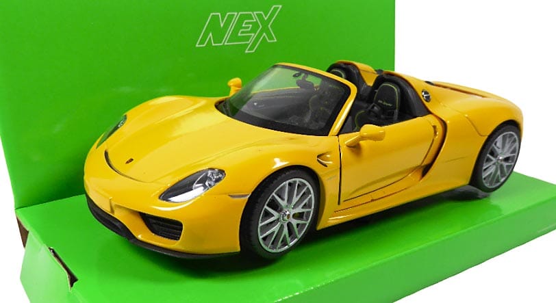 Porsche 918 Spyder (Escala 1:24) Porsche 918 Spyder (Escala 1:24) Guzer Racing 